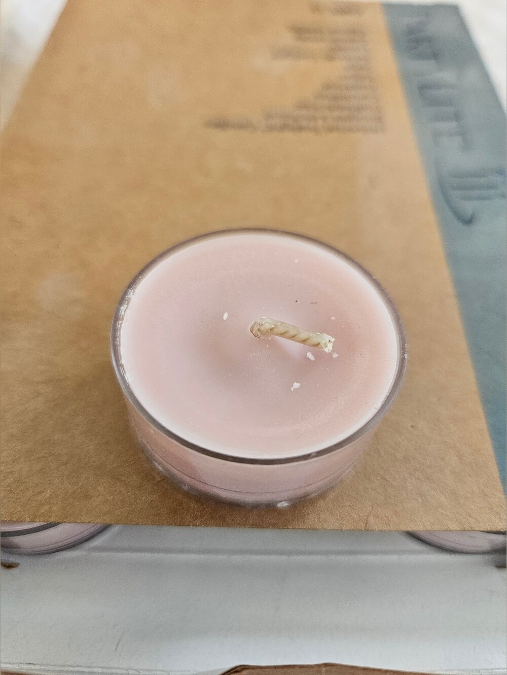 Partylite Strawberry Rhubarb Tealights NIB 12 Tealights